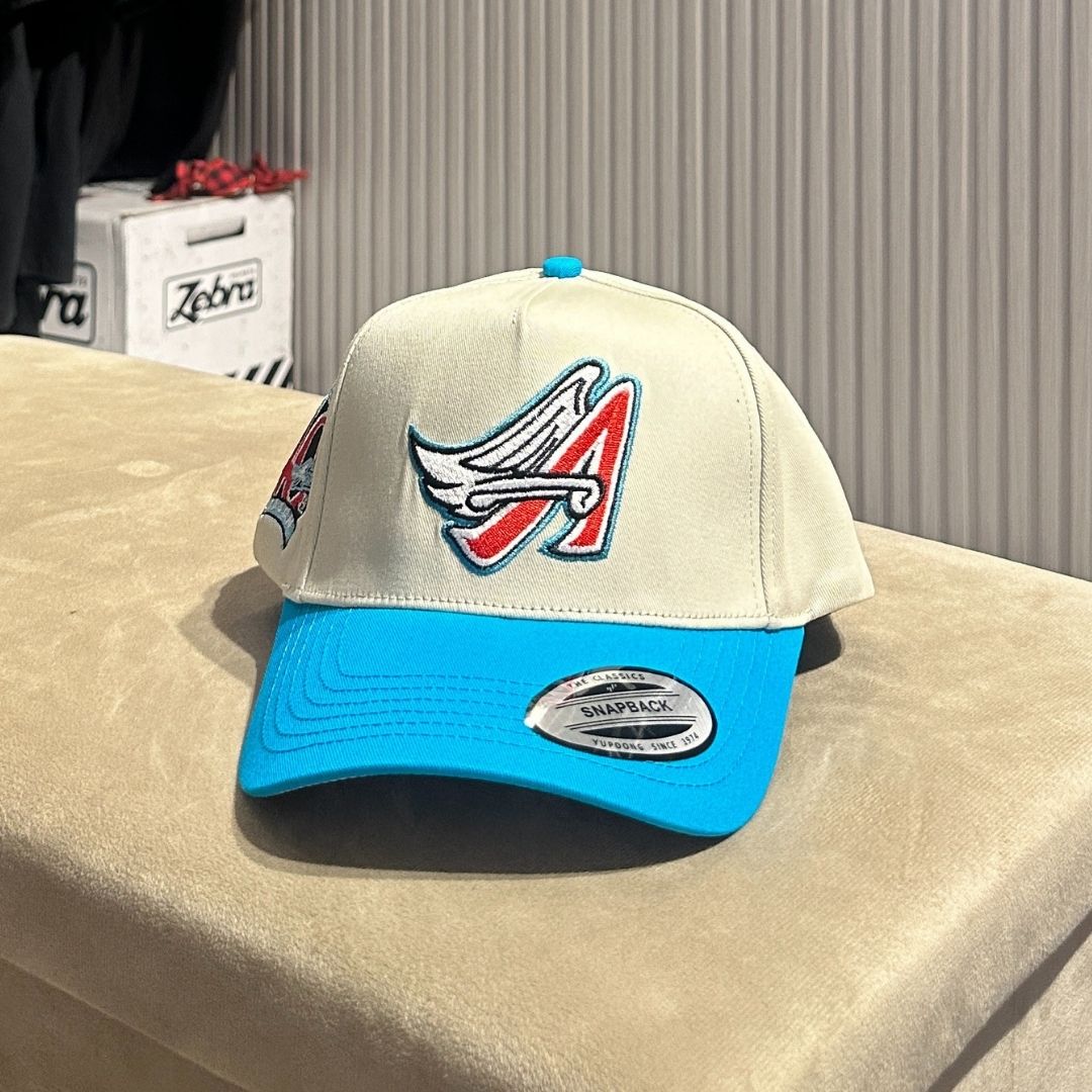 Angels Beige/Deep Sky Blue