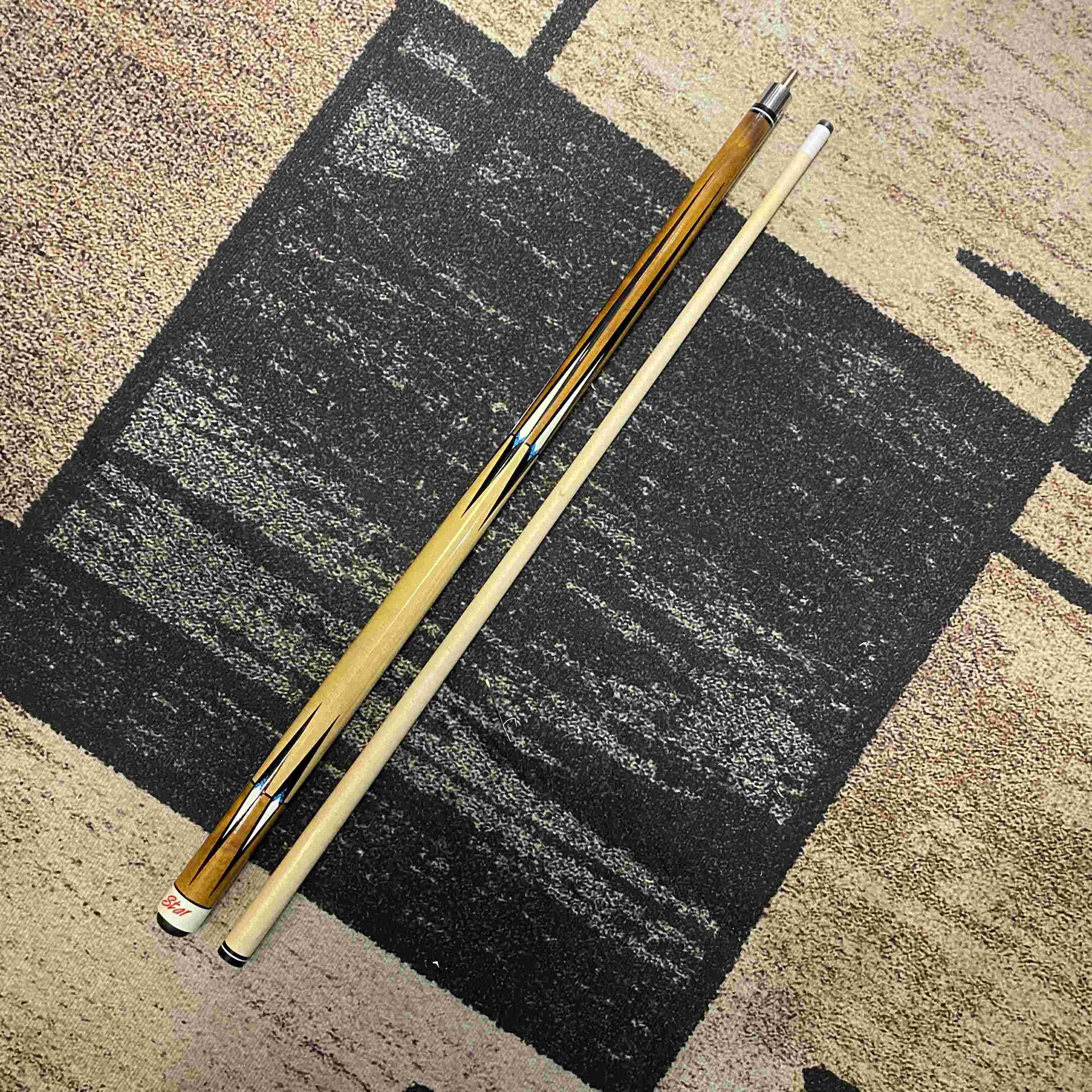 Star Maple Wood Billiard Cue